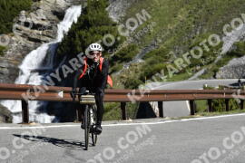 Photo #2108888 | 08-06-2022 09:16 | Passo Dello Stelvio - Waterfall BICYCLE riders
