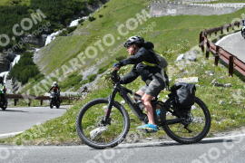 Photo #2322030 | 16-07-2022 15:49 | Passo Dello Stelvio - Waterfall curve BICYCLES