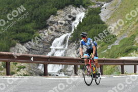 Photo #2365803 | 21-07-2022 13:56 | Passo Dello Stelvio - Waterfall curve BICYCLES