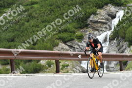Photo #2302527 | 14-07-2022 11:38 | Passo Dello Stelvio - Waterfall curve BICYCLES