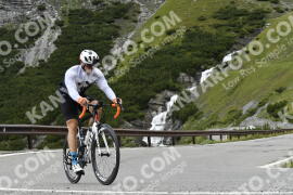 Photo #3661585 | 30-07-2023 10:14 | Passo Dello Stelvio - Waterfall curve BICYCLES