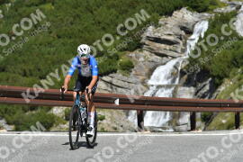 Photo #2647598 | 14-08-2022 11:11 | Passo Dello Stelvio - Waterfall curve BICYCLES