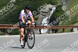 Fotó #2381030 | 24-07-2022 10:09 | Passo Dello Stelvio - Vízesés kanyar Bicajosok