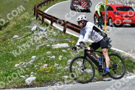 Photo #2192077 | 25-06-2022 13:31 | Passo Dello Stelvio - Waterfall curve BICYCLES