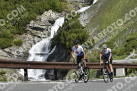 Photo #3123172 | 17-06-2023 09:27 | Passo Dello Stelvio - Waterfall curve BICYCLES