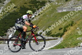Photo #2671005 | 16-08-2022 12:44 | Passo Dello Stelvio - Waterfall curve BICYCLES