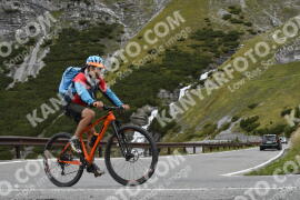 Foto #2853842 | 11-09-2022 10:42 | Passo Dello Stelvio - Waterfall Kehre BICYCLES