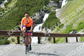 Photo #2160958 | 19-06-2022 15:10 | Passo Dello Stelvio - Waterfall curve BICYCLES
