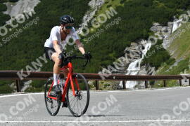 Photo #2379478 | 24-07-2022 13:43 | Passo Dello Stelvio - Waterfall curve BICYCLES