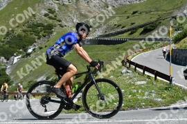 Foto #2217220 | 02-07-2022 10:26 | Passo Dello Stelvio - Waterfall Kehre BICYCLES