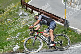 Photo #2204429 | 27-06-2022 13:49 | Passo Dello Stelvio - Waterfall curve BICYCLES