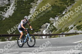 Photo #2743826 | 25-08-2022 12:20 | Passo Dello Stelvio - Waterfall curve BICYCLES