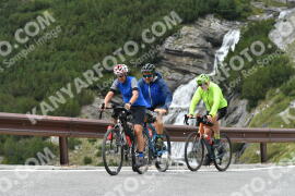 Photo #2683643 | 17-08-2022 13:40 | Passo Dello Stelvio - Waterfall curve BICYCLES