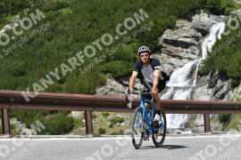 Photo #2433377 | 29-07-2022 12:41 | Passo Dello Stelvio - Waterfall curve BICYCLES