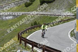 Fotó #3308306 | 01-07-2023 13:13 | Passo Dello Stelvio - Vízesés kanyar Bicajosok
