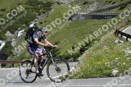 Photo #3515317 | 17-07-2023 10:37 | Passo Dello Stelvio - Waterfall curve BICYCLES