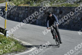 Fotó #3603454 | 28-07-2023 09:59 | Passo Dello Stelvio - Vízesés kanyar Bicajosok