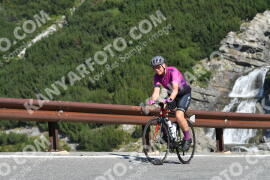 Photo #2397800 | 25-07-2022 10:00 | Passo Dello Stelvio - Waterfall curve BICYCLES