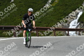 Fotó #4103635 | 31-08-2023 12:07 | Passo Dello Stelvio - Vízesés kanyar Bicajosok