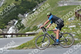 Photo #2371599 | 22-07-2022 13:28 | Passo Dello Stelvio - Waterfall curve BICYCLES