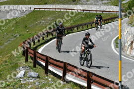 Fotó #2547552 | 08-08-2022 15:00 | Passo Dello Stelvio - Vízesés kanyar Bicajosok