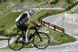 Photo #2138268 | 17-06-2022 15:18 | Passo Dello Stelvio - Waterfall curve BICYCLES