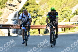 Photo #2183326 | 25-06-2022 09:10 | Passo Dello Stelvio - Waterfall curve BICYCLES