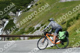 Photo #2495109 | 03-08-2022 13:00 | Passo Dello Stelvio - Waterfall curve BICYCLES