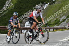 Photo #2249176 | 07-07-2022 11:45 | Passo Dello Stelvio - Waterfall curve BICYCLES