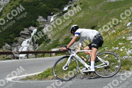 Photo #2355890 | 19-07-2022 13:14 | Passo Dello Stelvio - Waterfall curve BICYCLES