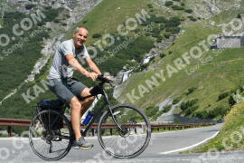 Fotó #2360227 | 20-07-2022 10:25 | Passo Dello Stelvio - Vízesés kanyar Bicajosok
