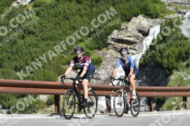 Photo #2306798 | 15-07-2022 10:11 | Passo Dello Stelvio - Waterfall curve BICYCLES