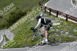 Fotó #2113132 | 10-06-2022 15:56 | Passo Dello Stelvio - Vízesés kanyar Bicajosok