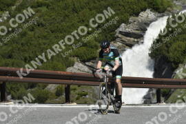 Photo #3244436 | 26-06-2023 10:54 | Passo Dello Stelvio - Waterfall curve BICYCLES
