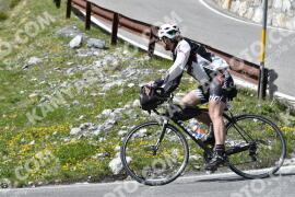 Fotó #2084719 | 04-06-2022 15:38 | Passo Dello Stelvio - Vízesés kanyar Bicajosok