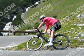 Photo #2356975 | 19-07-2022 15:34 | Passo Dello Stelvio - Waterfall curve BICYCLES