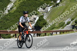 Photo #2295285 | 13-07-2022 10:30 | Passo Dello Stelvio - Waterfall curve BICYCLES