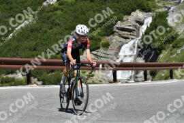 Photo #2320045 | 16-07-2022 11:02 | Passo Dello Stelvio - Waterfall curve BICYCLES