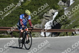 Photo #3603332 | 28-07-2023 09:57 | Passo Dello Stelvio - Waterfall curve BICYCLES