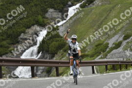 Photo #3109774 | 16-06-2023 10:04 | Passo Dello Stelvio - Waterfall curve BICYCLES