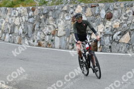 Photo #2411507 | 26-07-2022 12:59 | Passo Dello Stelvio - Waterfall curve BICYCLES