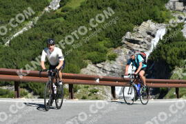 Photo #2248344 | 07-07-2022 10:06 | Passo Dello Stelvio - Waterfall curve BICYCLES