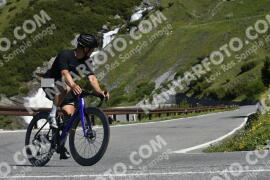Photo #3243322 | 26-06-2023 10:12 | Passo Dello Stelvio - Waterfall curve BICYCLES