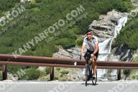 Foto #2382908 | 24-07-2022 11:32 | Passo Dello Stelvio - Waterfall Kehre BICYCLES