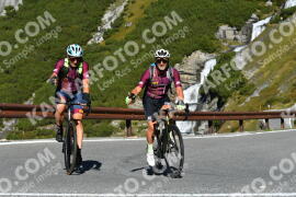 Foto #4305336 | 26-09-2023 10:25 | Passo Dello Stelvio - Waterfall Kehre BICYCLES