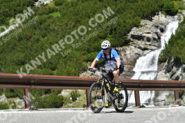 Photo #2218859 | 02-07-2022 12:30 | Passo Dello Stelvio - Waterfall curve BICYCLES