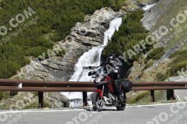 Photo #2076468 | 01-06-2022 10:21 | Passo Dello Stelvio - Waterfall curve