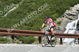 Photo #2207415 | 30-06-2022 10:42 | Passo Dello Stelvio - Waterfall curve BICYCLES