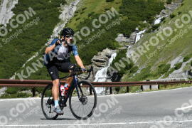 Photo #2289174 | 12-07-2022 11:00 | Passo Dello Stelvio - Waterfall curve BICYCLES