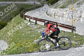 Fotó #3068749 | 09-06-2023 14:52 | Passo Dello Stelvio - Vízesés kanyar Bicajosok
